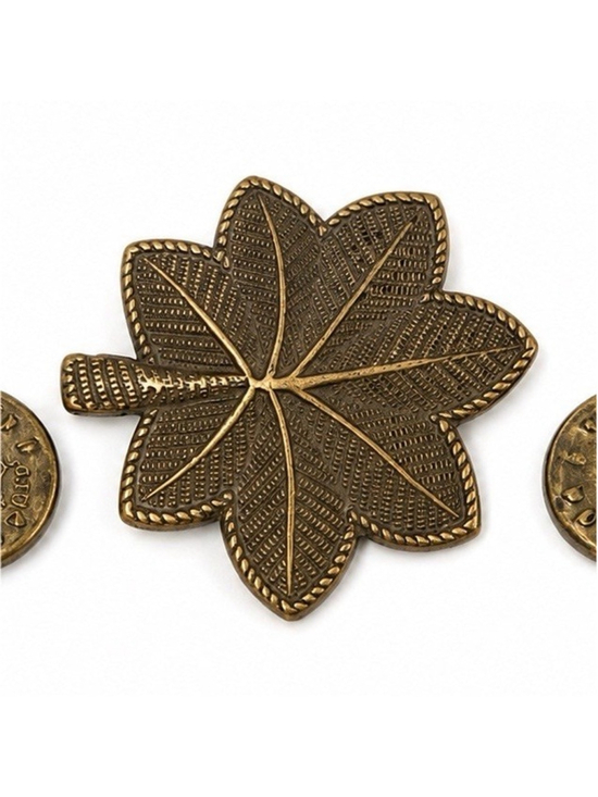 Other - Vintage US Military Militaria Insignia Pins & Leaf-Shaped Breast Badge Set